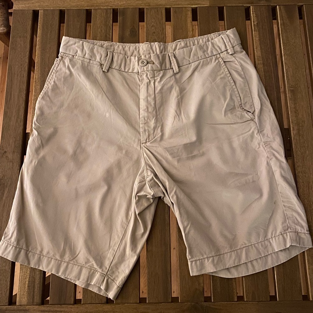 Beige cargo shorts Uniqlo